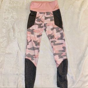 Camo Justice active line size 8 leggings.